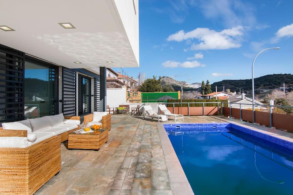 Villa Sierra Huetor Santillan Ngoại thất bức ảnh